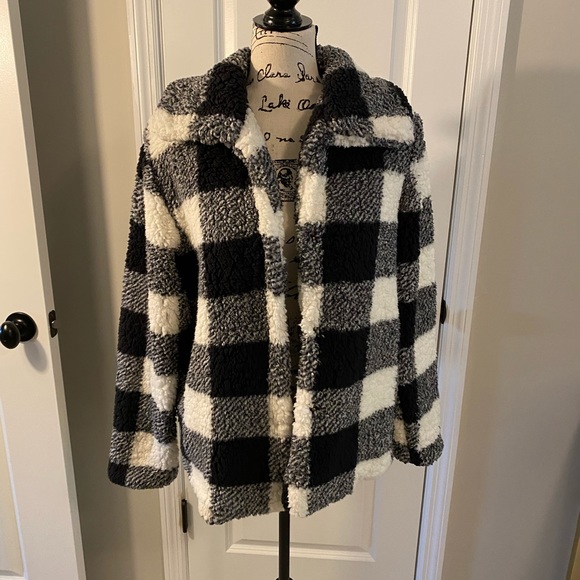 Knox Rose Jackets & Blazers - Knox Rose Sherpa Style Jacket